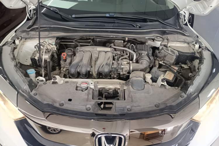 Used Honda Vezel 2019 1.5L CVT Pioneer Edition China V Engine Bay