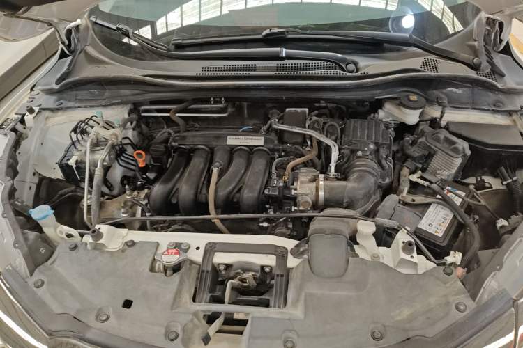 Used Honda Vezel 2019 1.5L Manual Comfort Version China VI Engine Bay