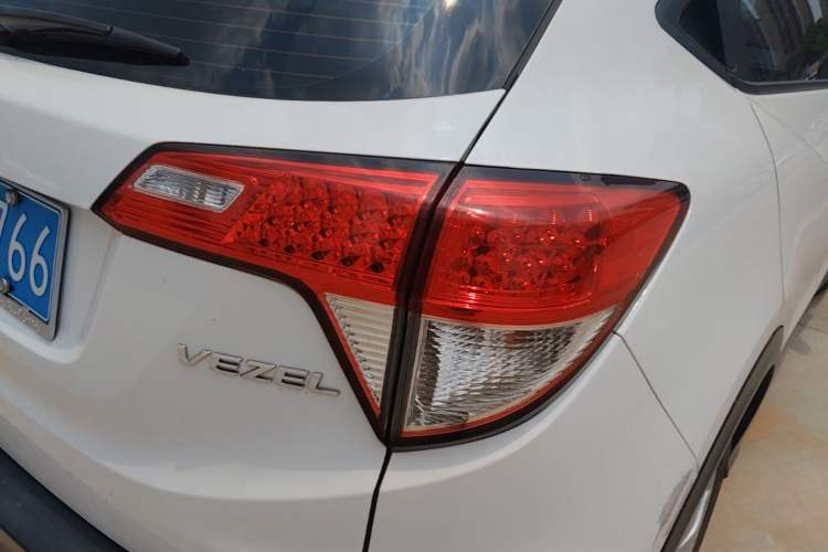 Used Honda Vezel 2019 1.5L CVT Pioneer Edition China V Exterior 3