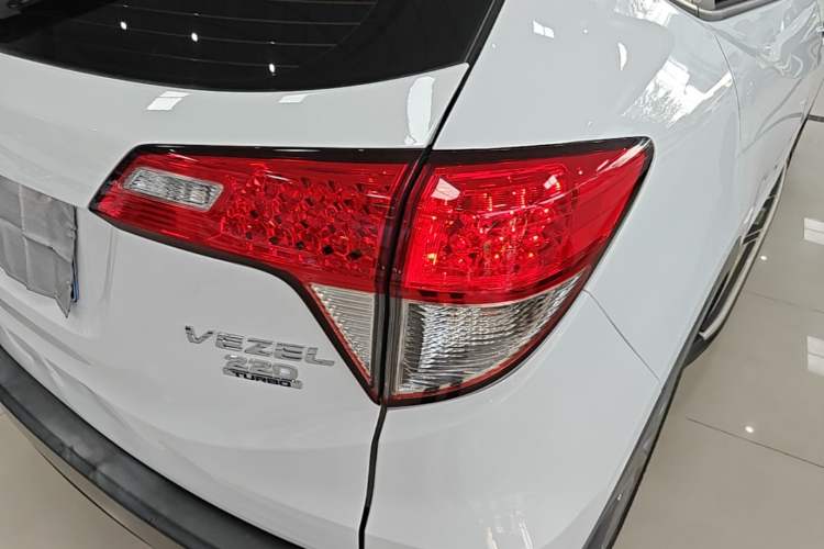 Used Honda Vezel 2019 220 TURBO CVT Elite Edition China VI Exterior 3