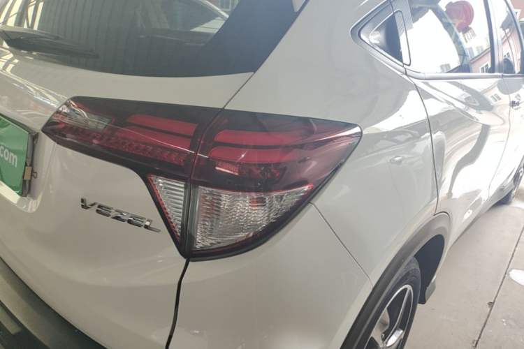 Used Honda Vezel 2019 1.5L CVT Luxury Model China VI Exterior 3