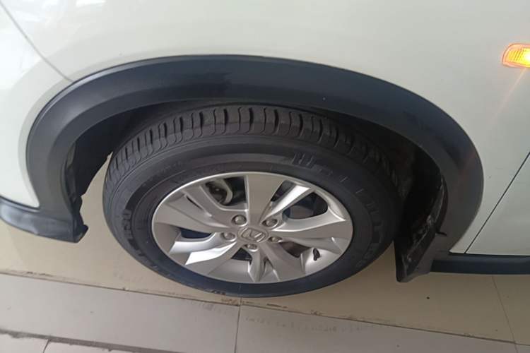 Used Honda Vezel 2019 1.5L CVT Pioneer Edition China V Exterior 4