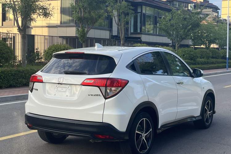 Used Honda Vezel 2019 1.5L CVT Luxury Model China V Exterior 6
