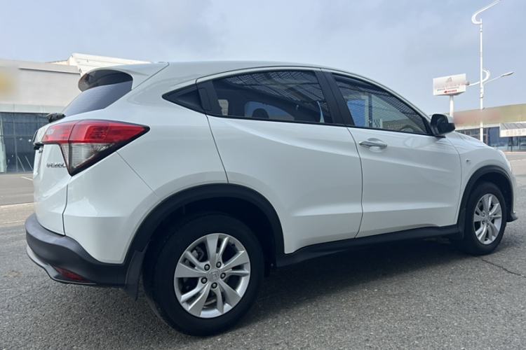 Used Honda Vezel 2019 1.5L CVT Pioneer Edition China V Exterior 6