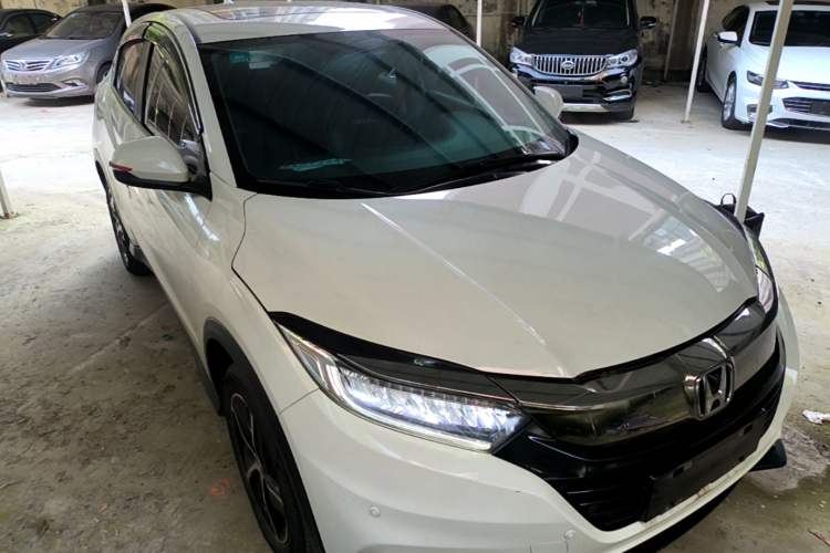 Used Honda Vezel 2019 1.5L CVT Luxury Model China V Front Right 45 Deg