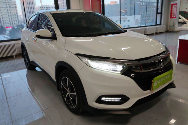Used Honda Vezel 2019 1.5L CVT Luxury Model China V Front Right 45 Deg