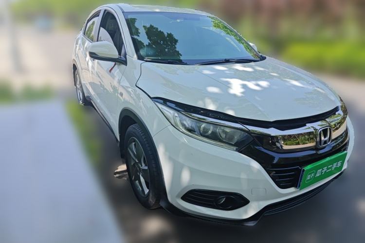 Used Honda Vezel 2019 220 TURBO CVT Elite Edition China VI Front Right 45 Deg