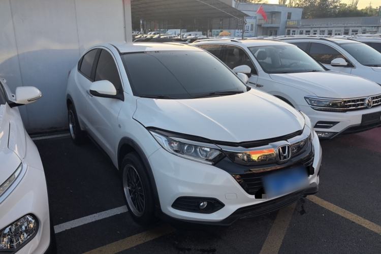 Used Honda Vezel 2019 220 TURBO CVT Elite Edition China VI Front Right 45 Deg