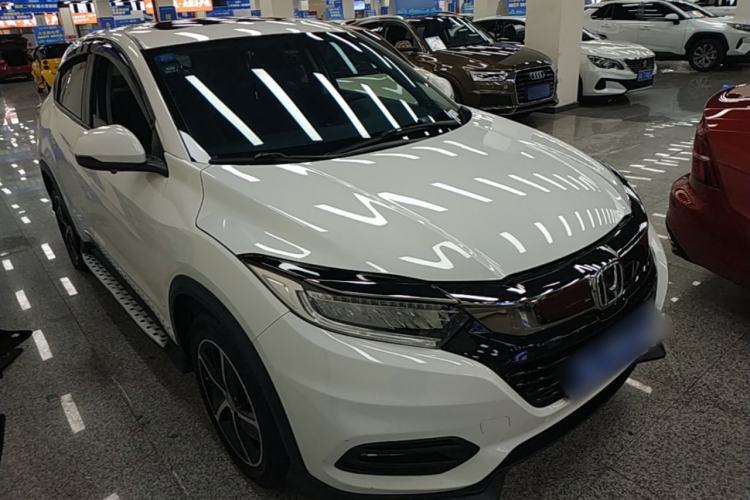 Used Honda Vezel 2019 1.5L CVT Luxury Model China VI Front Right 45 Deg
