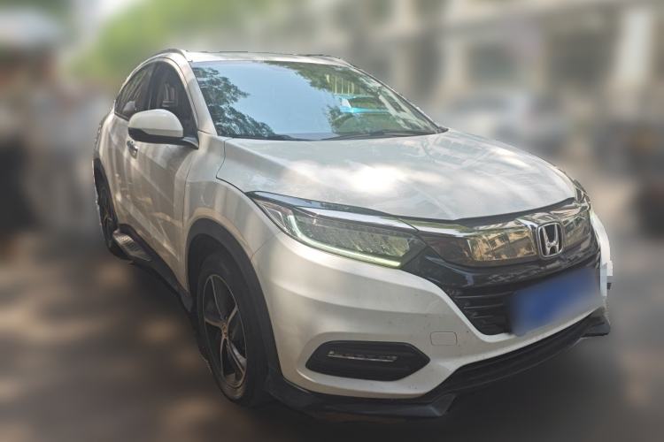 Used Honda Vezel 2019 220 TURBO CVT Luxury Edition China VI Front Right 45 Deg
