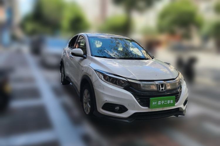 Used Honda Vezel 2019 1.5L CVT Pioneer Edition China V Front Right 45 Deg