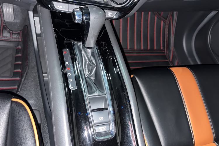 Used Honda Vezel 2019 1.5L CVT Pioneer Edition China VI Gear Lever