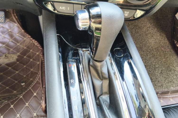 Used Honda Vezel 2019 1.5L CVT Pioneer Edition China VI Gear Lever
