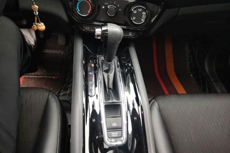 Used Honda Vezel 2019 1.5L CVT Pioneer Edition China VI Gear Lever