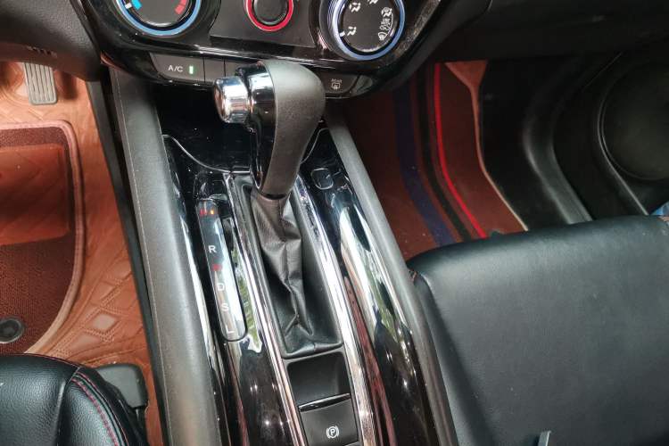Used Honda Vezel 2019 1.5L CVT Pioneer Edition China VI Gear Lever