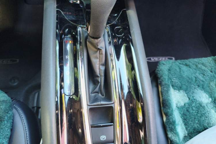 Used Honda Vezel 2019 1.5L CVT Pioneer Edition China VI Gear Lever