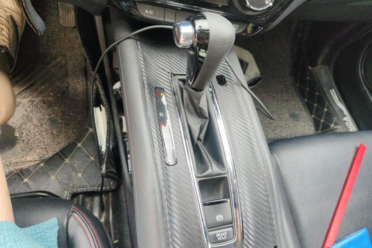 Used Honda Vezel 2019 1.5L CVT Pioneer Edition China VI Gear Lever