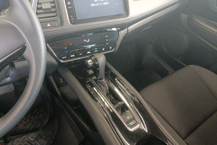 Used Honda Vezel 2019 220 TURBO CVT Elite Edition China VI Gear Lever