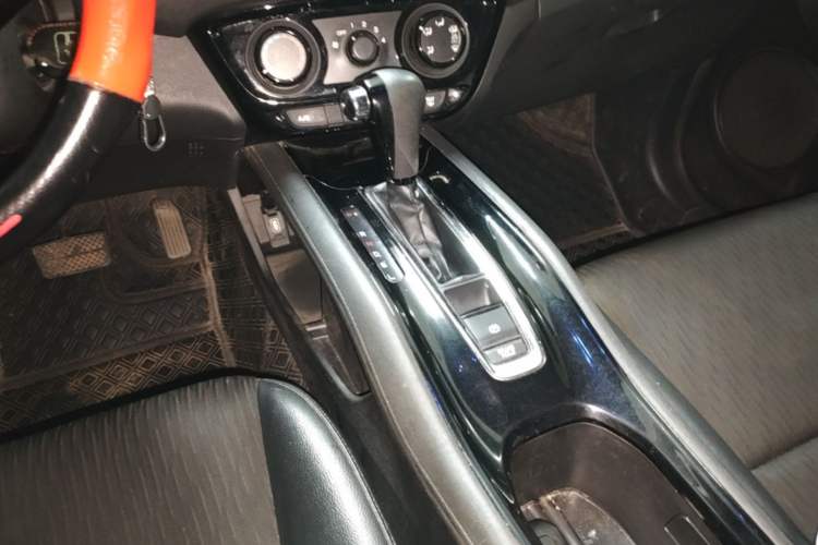 Used Honda Vezel 2019 1.5L CVT Pioneer Edition China VI Gear Lever