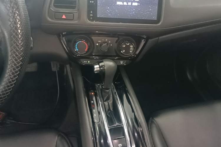 Used Honda Vezel 2019 1.5L CVT Pioneer Edition China V Gear Lever