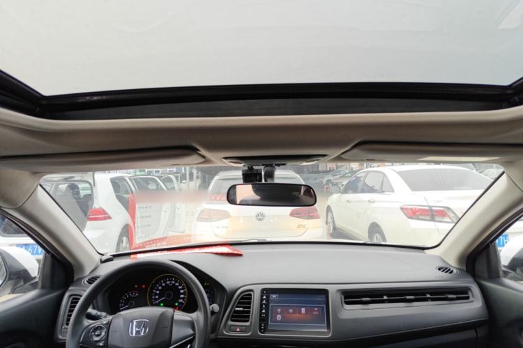Used Honda Vezel 2019 1.5L CVT Pioneer Edition China VI Headliner