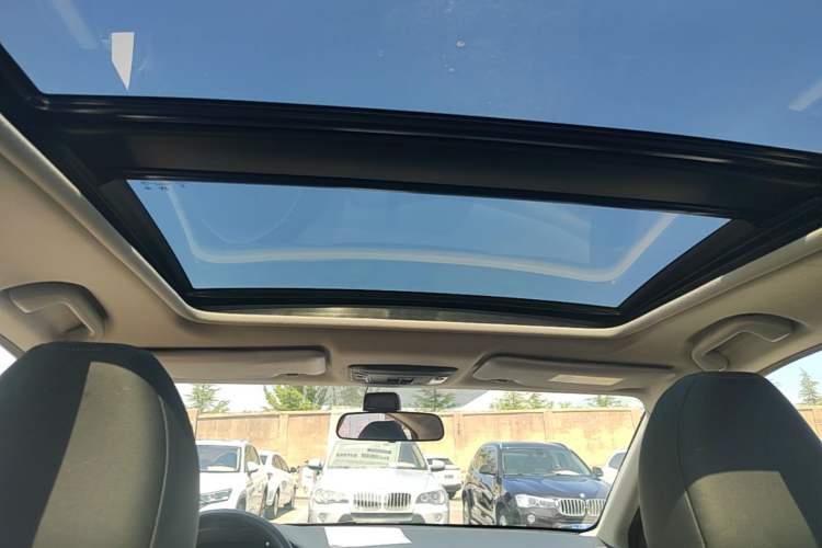 Used Honda Vezel 2019 1.5L CVT Luxury Model China V Headliner