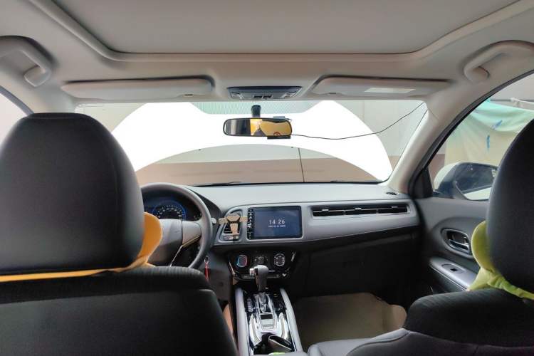 Used Honda Vezel 2019 1.5L CVT Pioneer Edition China VI Headliner