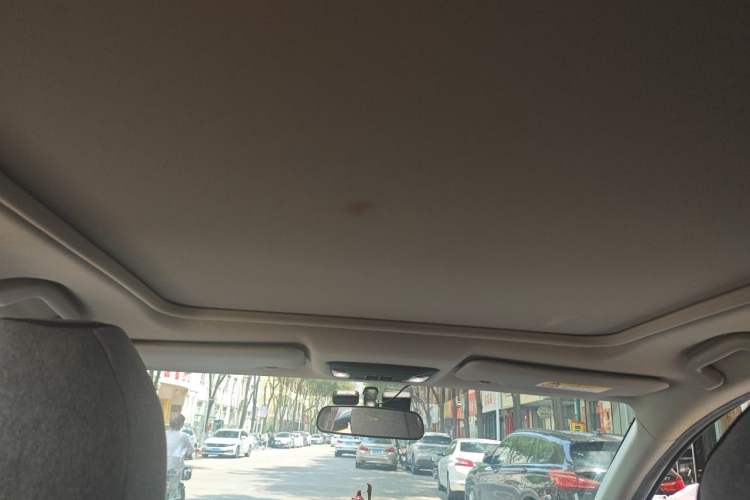 Used Honda Vezel 2019 220 TURBO CVT Luxury Edition China VI Headliner