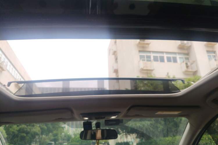 Used Honda Vezel 2019 1.5L CVT Pioneer Edition China VI Headliner