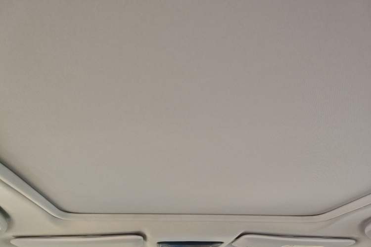 Used Honda Vezel 2019 220 TURBO CVT Luxury Edition China VI Headliner