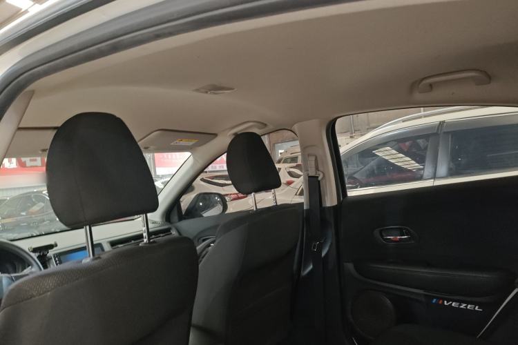 Used Honda Vezel 2019 1.5L Manual Comfort Version China VI Headliner