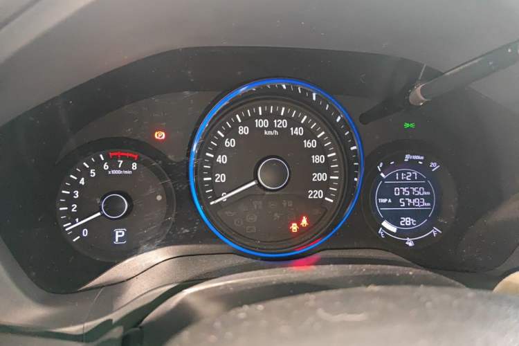 Used Honda Vezel 2019 220 TURBO CVT Elite Edition China VI Instrument Cluster