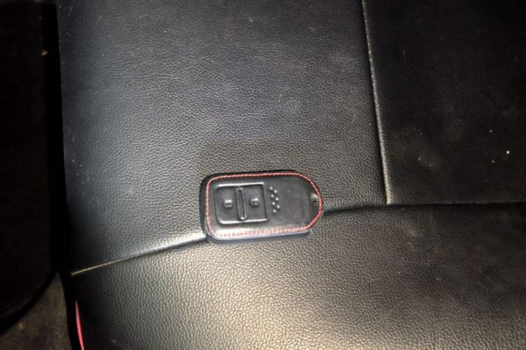 Used Honda Vezel 2019 1.5L CVT Luxury Model China V Interior 1