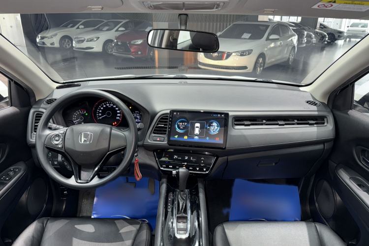 Used Honda Vezel 2019 220 TURBO CVT Elite Edition China VI Interior 1