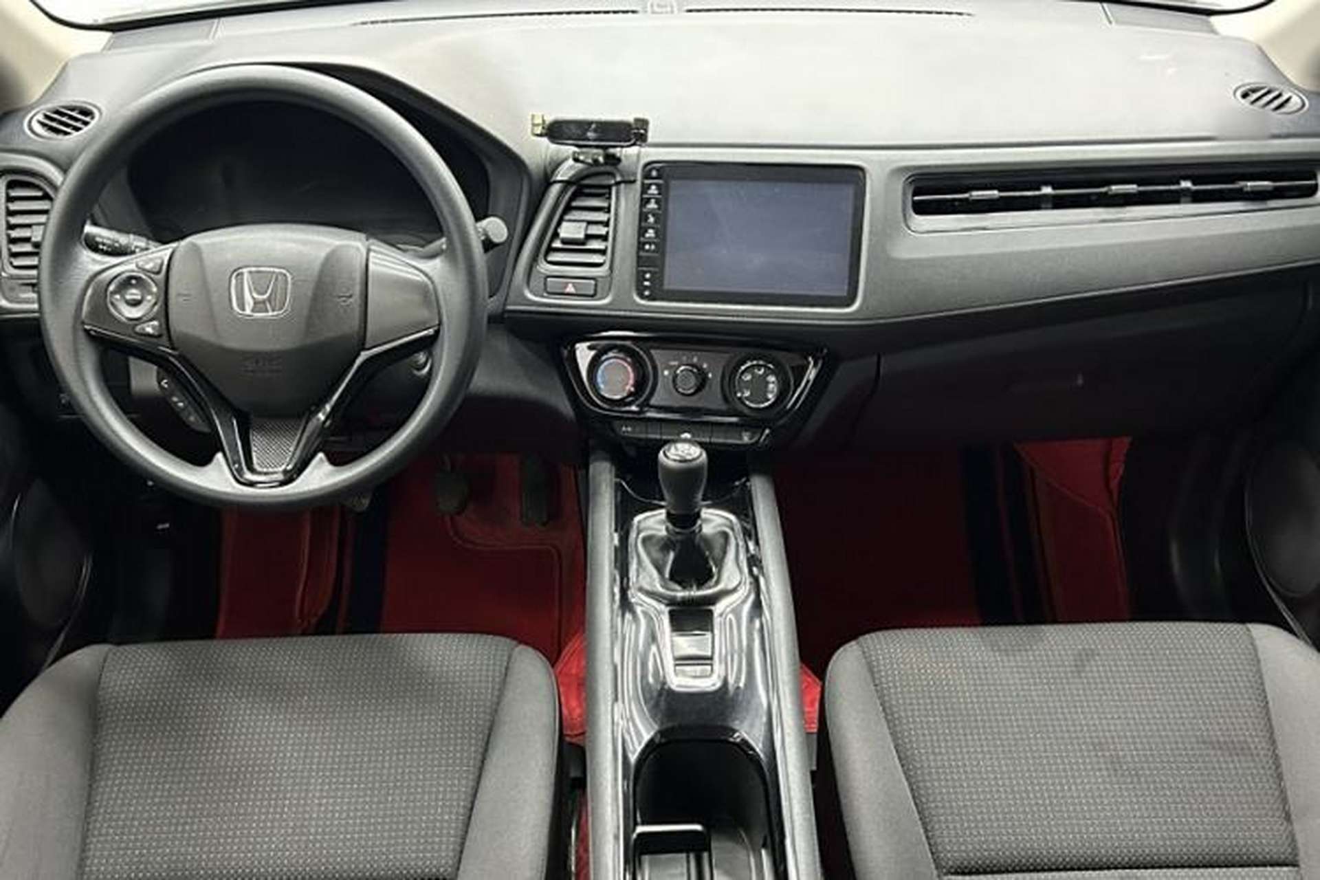 Used Honda Vezel 2019 1.5L Manual Comfort Version China VI Interior 1