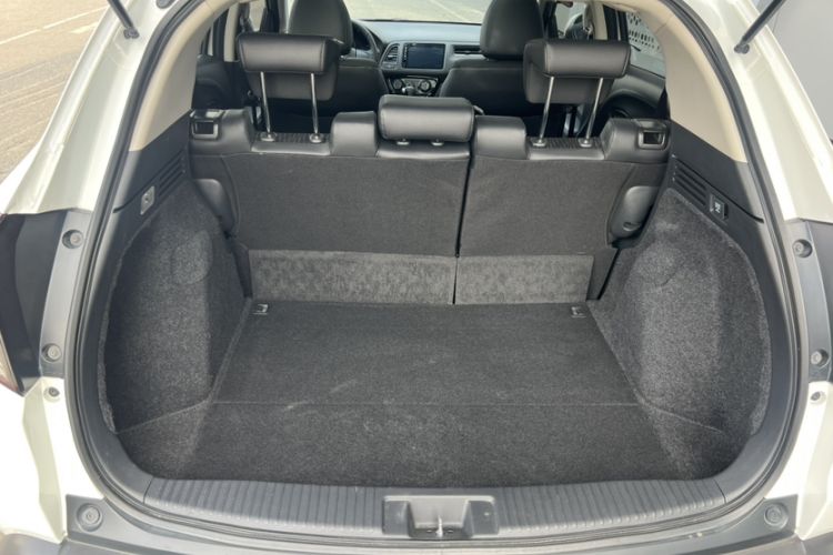 Used Honda Vezel 2019 1.5L CVT Pioneer Edition China V Interior 7