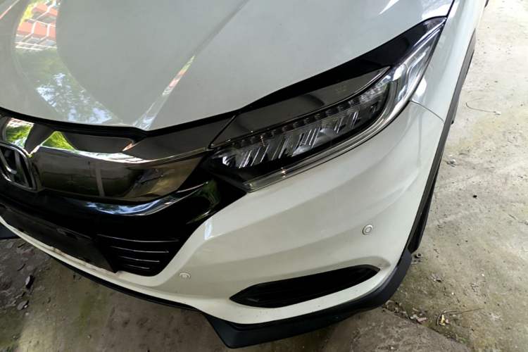 Used Honda Vezel 2019 1.5L CVT Luxury Model China V Left Front Headlight