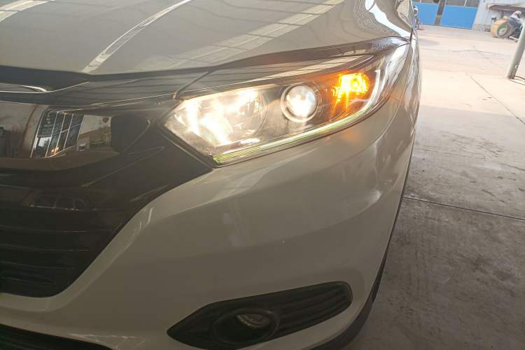 Used Honda Vezel 2019 220 TURBO CVT Elite Edition China VI Left Front Headlight