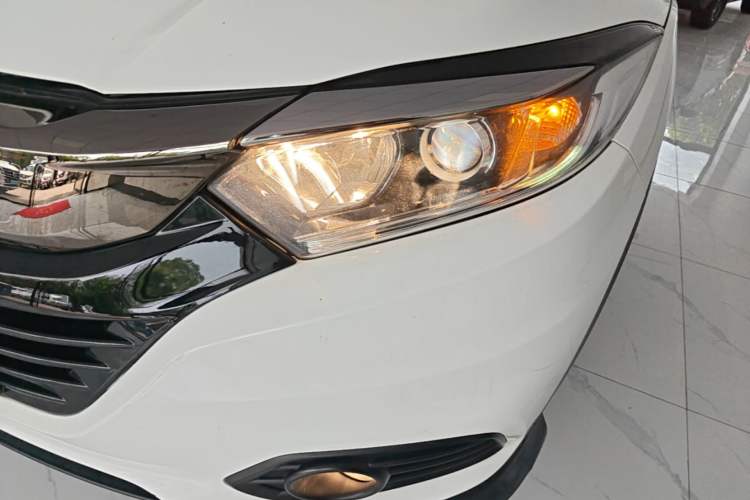 Used Honda Vezel 2019 1.5L CVT Pioneer Edition China V Left Front Headlight