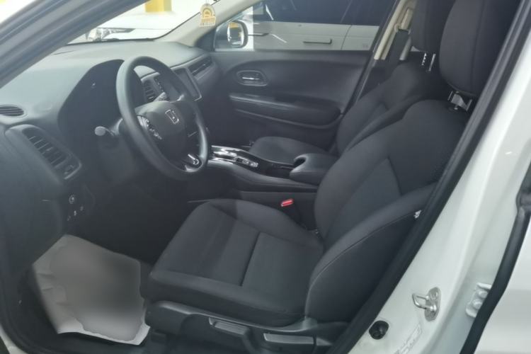 Used Honda Vezel 2019 220 TURBO CVT Elite Edition China VI Left Front Seat