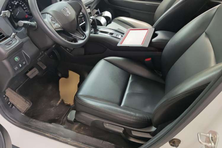 Used Honda Vezel 2019 220 TURBO CVT Elite Edition China VI Left Front Seat