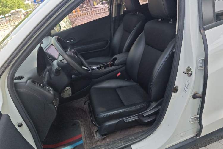 Used Honda Vezel 2019 1.5L CVT Pioneer Edition China VI Left Front Seat