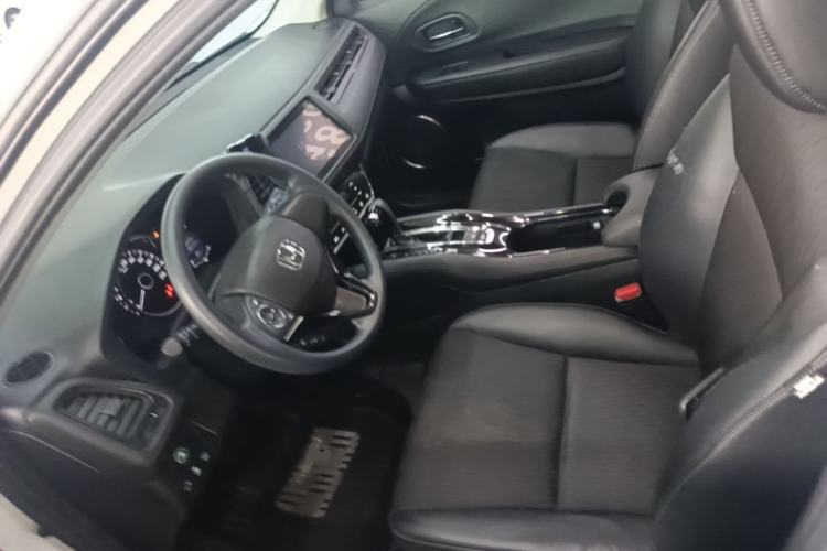 Used Honda Vezel 2019 220 TURBO CVT Luxury Edition China VI Left Front Seat
