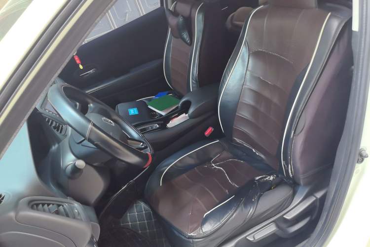Used Honda Vezel 2019 220 TURBO CVT Elite Edition China VI Left Front Seat