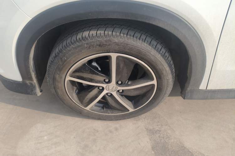 Used Honda Vezel 2019 1.5L CVT Luxury Model China VI Left Front Wheel Hub