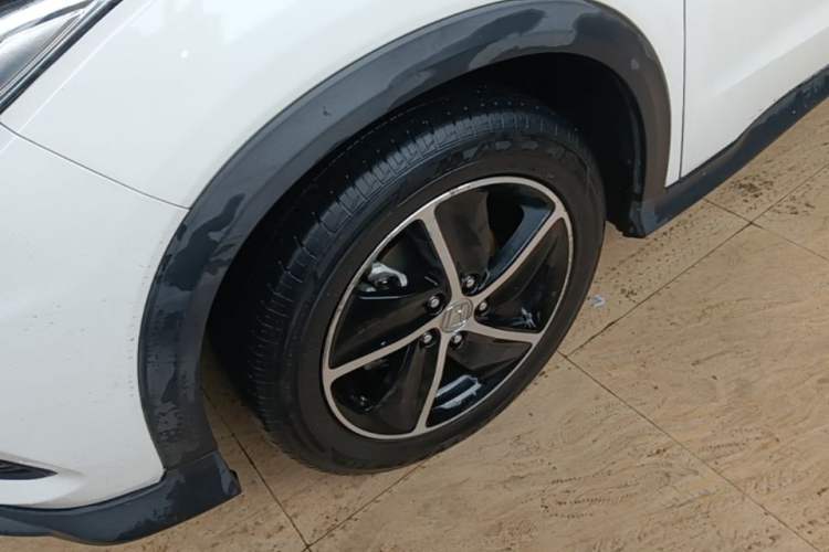 Used Honda Vezel 2019 1.5L CVT Luxury Model China VI Left Front Wheel Hub