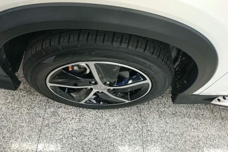 Used Honda Vezel 2019 1.5L CVT Luxury Model China VI Left Front Wheel Hub