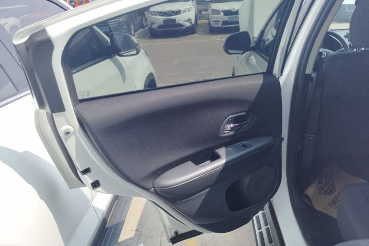 Used Honda Vezel 2019 220 TURBO CVT Elite Edition China VI Left Rear Door Interior