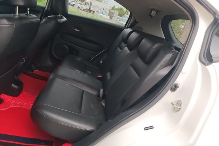 Used Honda Vezel 2019 220 TURBO CVT Elite Edition China VI Left Rear Seat