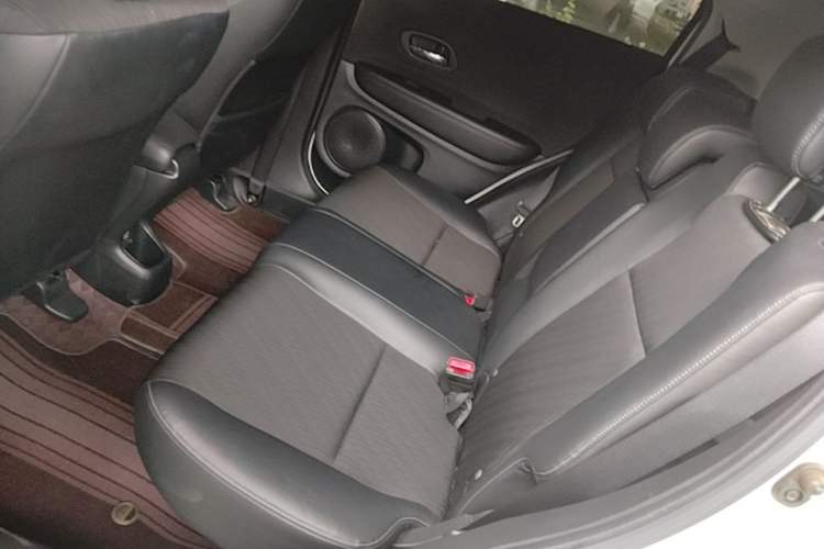 Used Honda Vezel 2019 1.5L CVT Pioneer Edition China VI Left Rear Seat